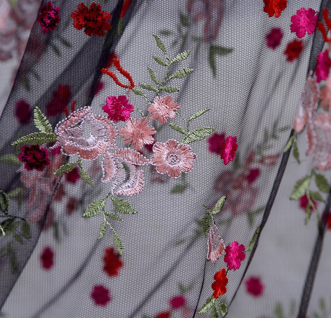 Lace fabric three-dimensional multi-color embroidery clothing color mesh polyester silk small flower mesh dress fabric