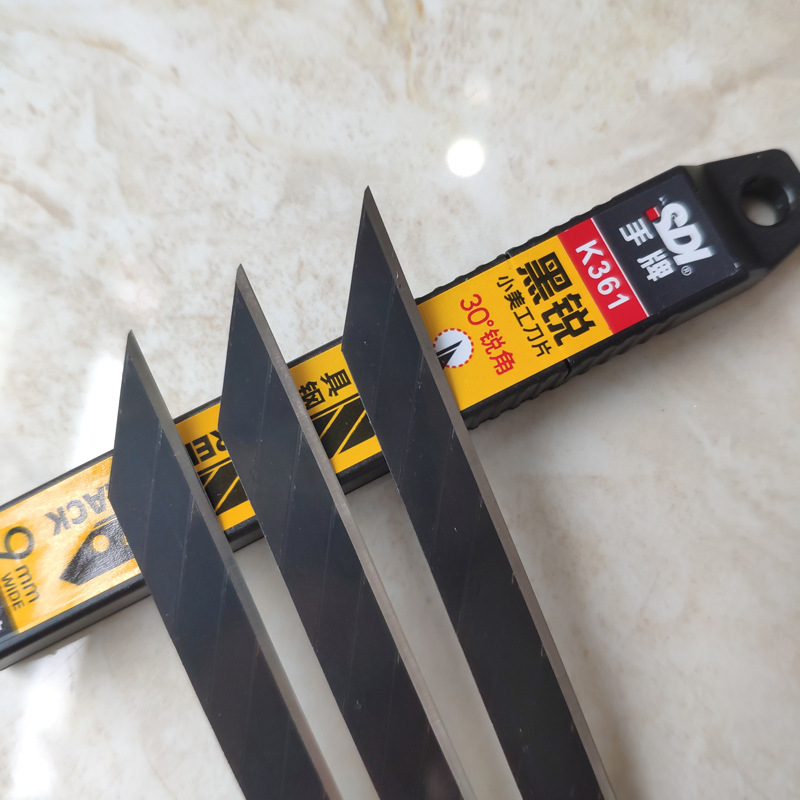 Taiwan SDI new hand card K361 black sharp Alloy Tool Steel 30-degree pointed blade 9mm small American black blade blade