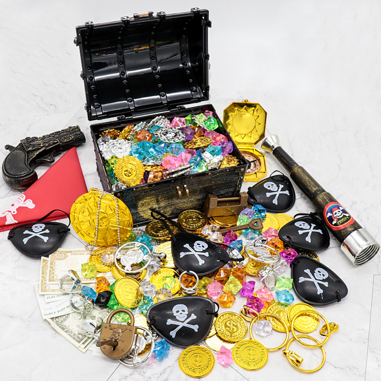 Amazon Hot Sale Pirate Big Treasure Chest Antique Plastic Large Pirate Treasure Chest Treasure Chest Children Treasure Hunt Chest Toy
