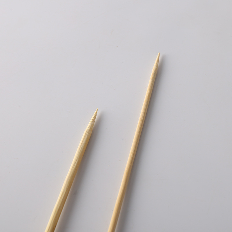 Barbecue bamboo stick wholesale disposable stick 2.5mm * 15cm fried string mutton string alms bowl chicken commercial bamboo stick