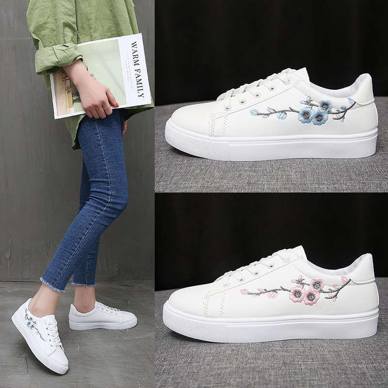 Peach Blossom White Shoes women's 2022 New Embroidered Casual Korean Flat White Shoes for sneakers women