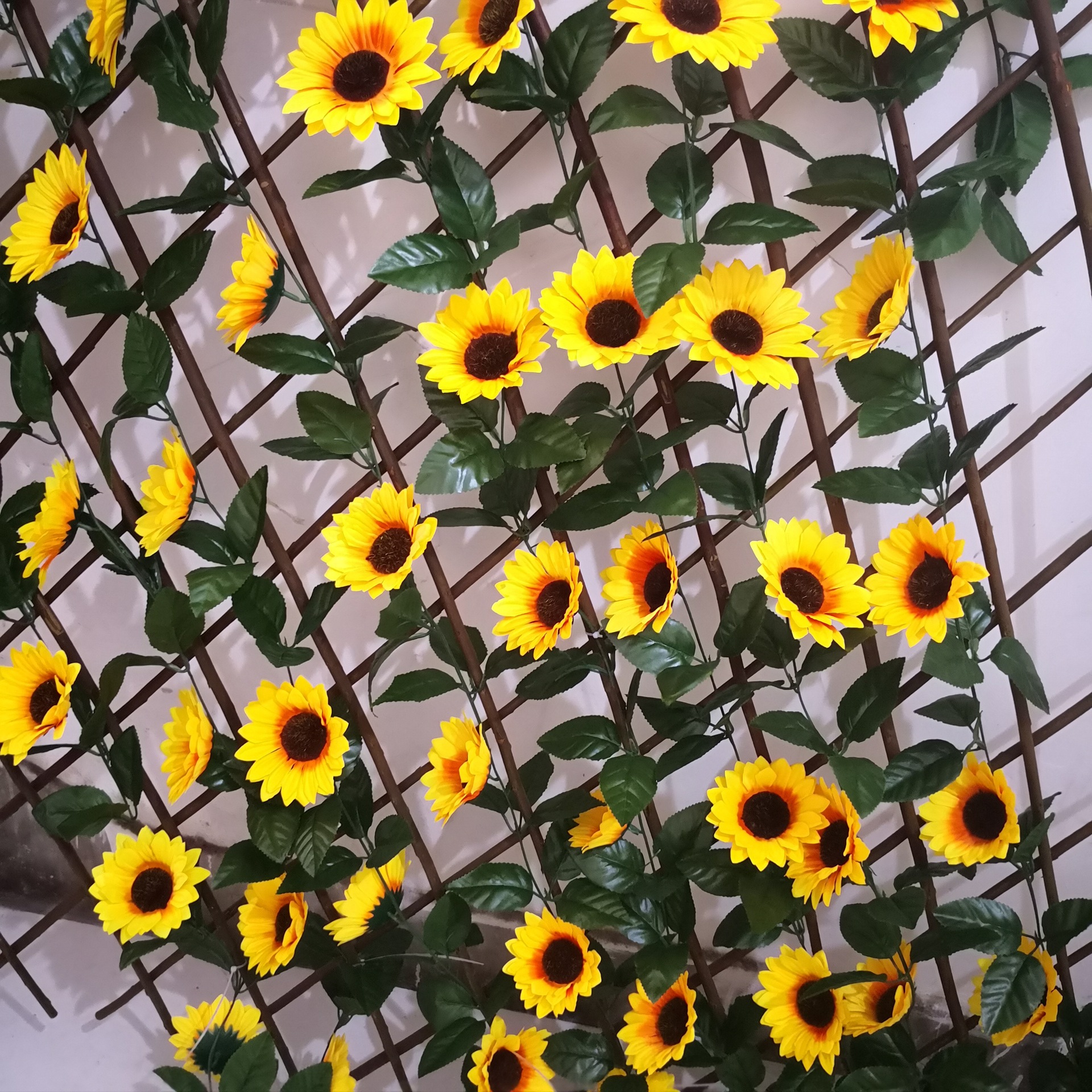 Sunflower Rattan Artificial Flowers 10 Large Sunflower Rattan Real Scene Decoration Home Pipe Winding Support Cross-Border