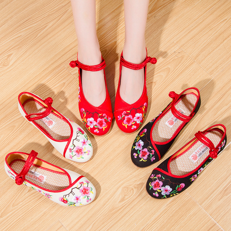 Spring and Summer New Old Beijing Cloth Shoes Women's Shoes Flat Embroidered Shoes Beef Sole Old Age Soft Sole Mother Shoes Casual Shoes