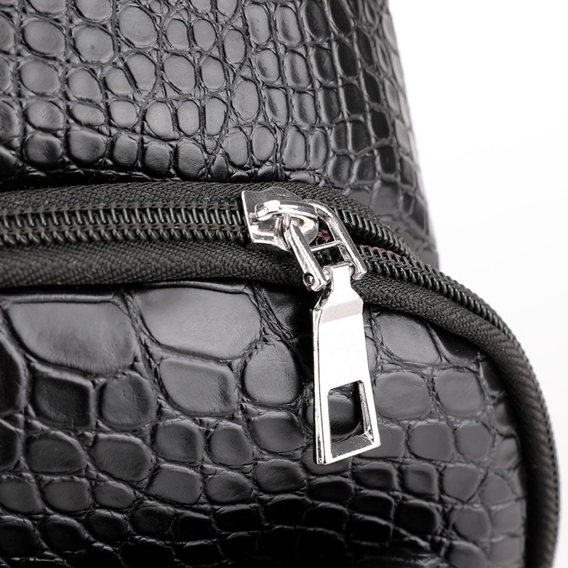 New Chest Bag Men's Crocodile Pattern Casual Korean Men's Bag Shoulder Crossbody Bag Trendy Brand Men's Bag Crossbody Backpack Wholesale
