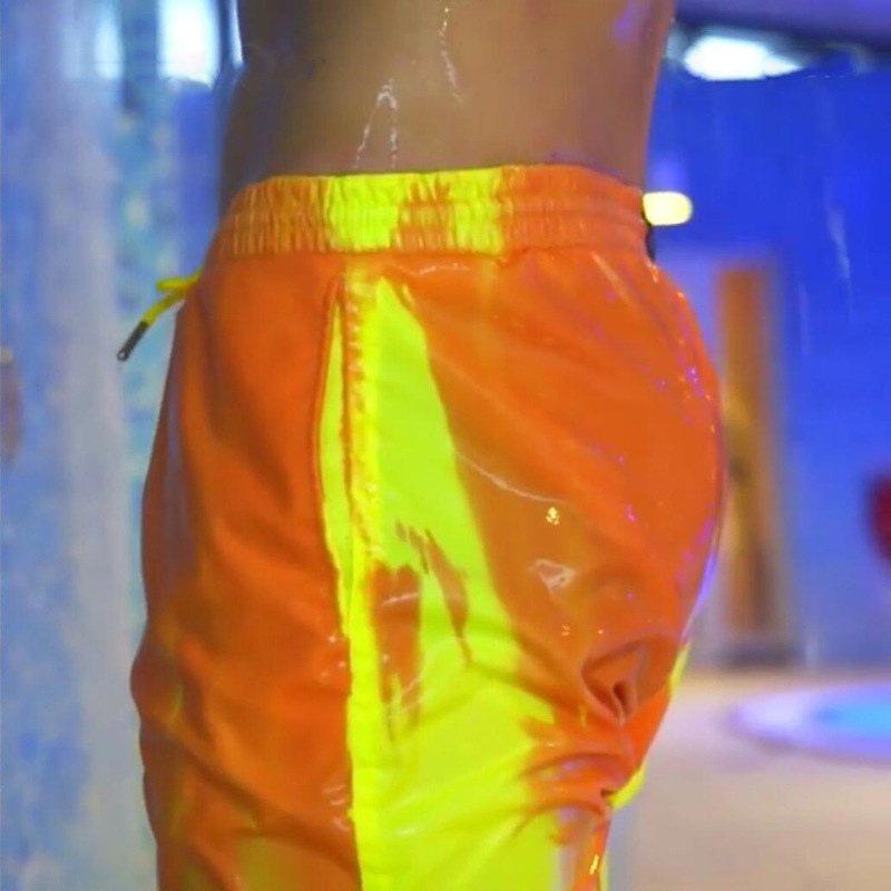 Cross-border e-commerce explosions in water color-changing beach pants men's quick-drying large size Swimming pants temperature-sensitive color-changing shorts factory spot