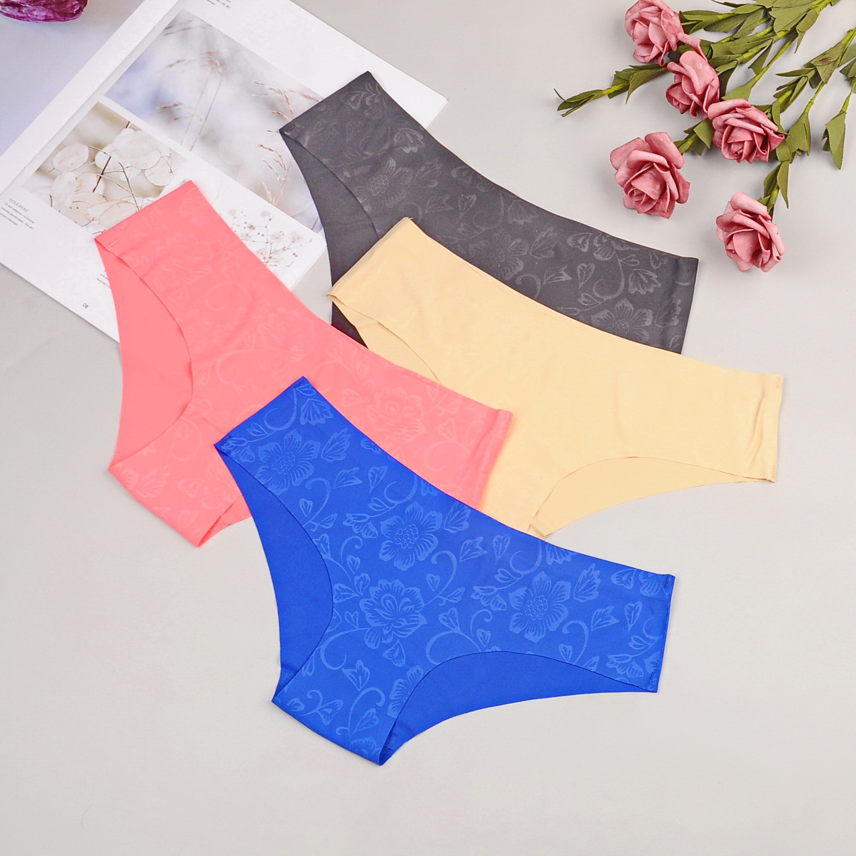 ebay AliExpress Explosions Big Brand New Seamless Ice Silk Women's Underwear One-Piece Breathable Women's Briefs