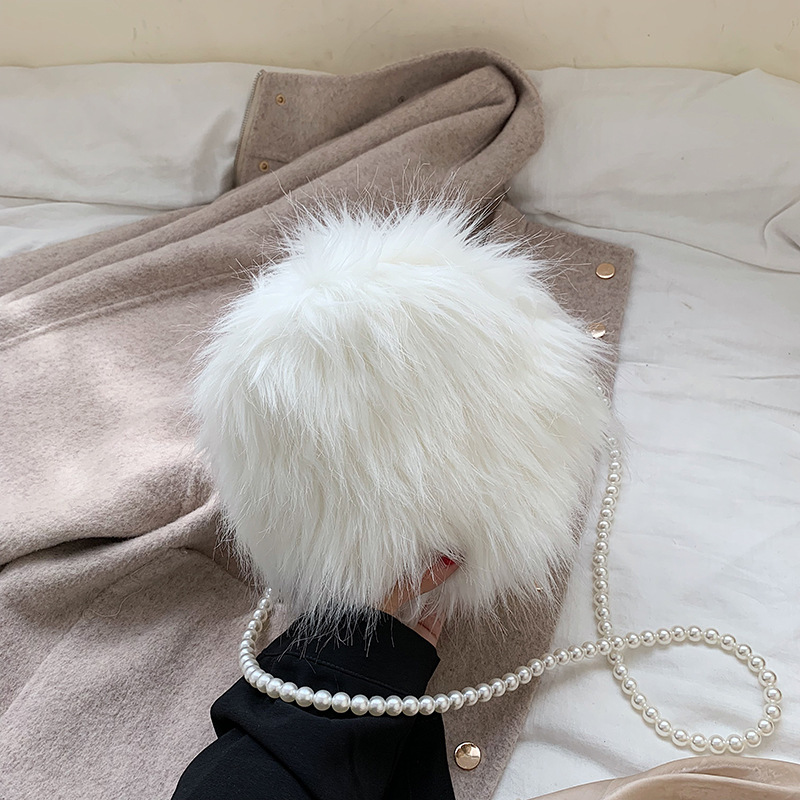 Autumn and Winter New Mao Mao Bag Small Bag Women's 2023 New Fashionable Korean Style All-match Crossbody Bag Pearl Fashion Small Span Bag