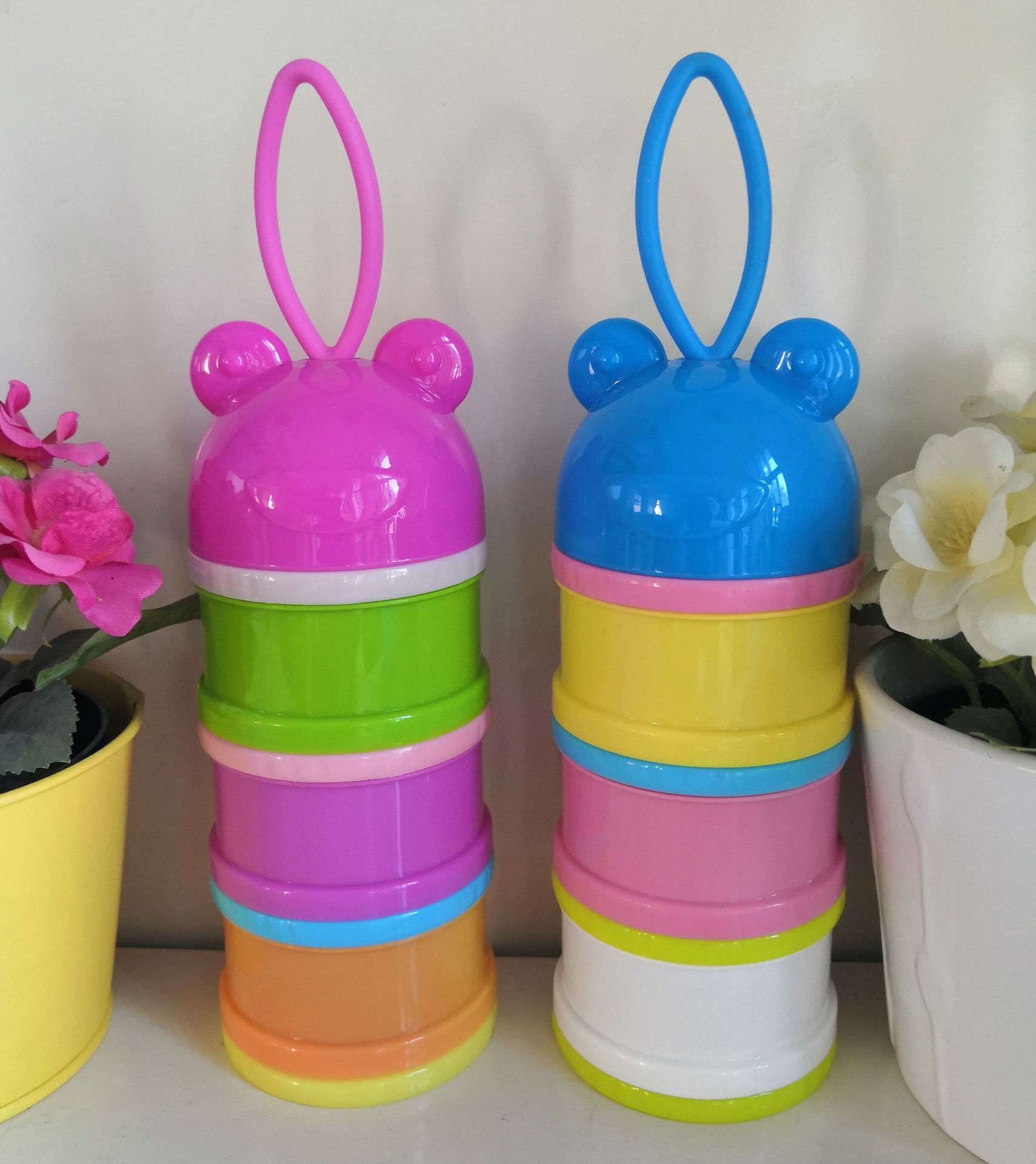 Portable multi-layer cartoon milk powder grid independent layered milk powder grid baby milk powder box snack box