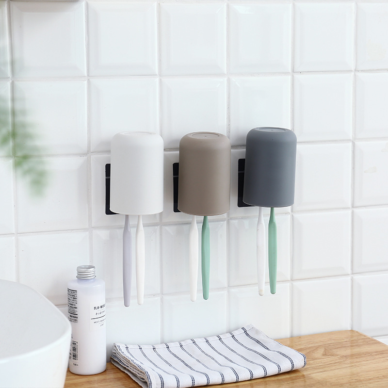 Couple Creative Seamless Mouthwash Cup Toothbrush Holder Set Bathroom Toilet Wall Hanging Toothbrush Holder Plastic Water Cup