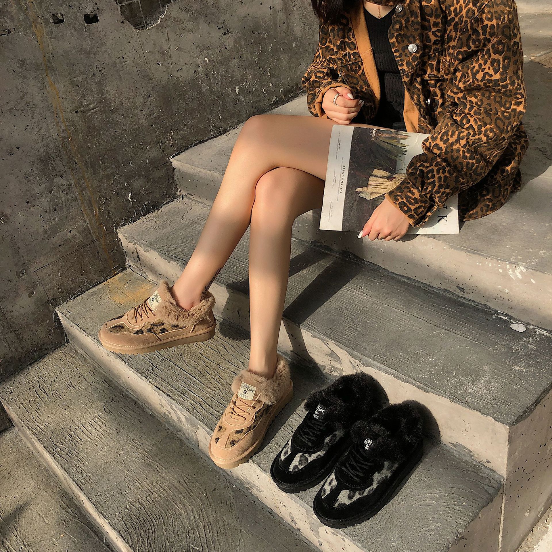 Snow boots women's new women's autumn and winter round head leopard print lace-up Mao Mao short tube low beige velvet winter boots cotton shoes