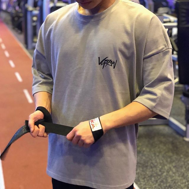 Muscle Fitness Sports Short-sleeved Slim-fit T-shirt Running Top Breathable Training Leisure Fashion Brand T-shirt