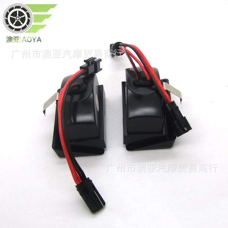 Factory Direct applicable Mercedes-Benz ML W164 License plate light Benz LED License Lamp License plate light