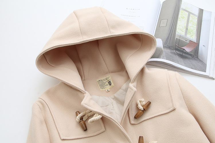 Cappotto di lana con bottoni in legno doppio da donna, autunno e inverno, nuovo stile coreano, piccolo cappotto di lana di media lunghezza S29810_voghion.com