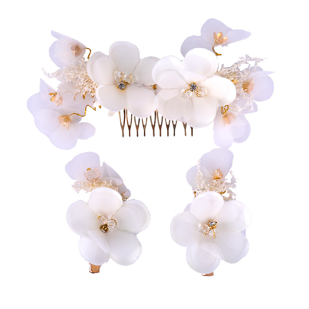 New Hot Sale Bridal Flower Headwear Hay White Hair Comb Hair Accessories Set Wedding Dress Accessories Bridal Accessories