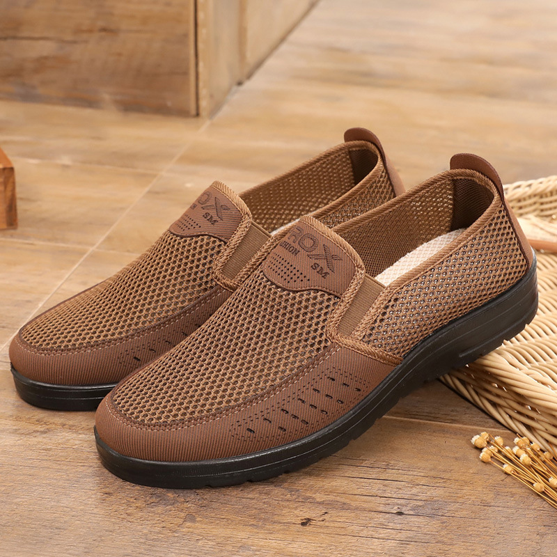Old Beijing cloth shoes summer men's net shoes breathable net surface middle-aged and elderly dad casual shoes soft bottom non-slip a generation of hair