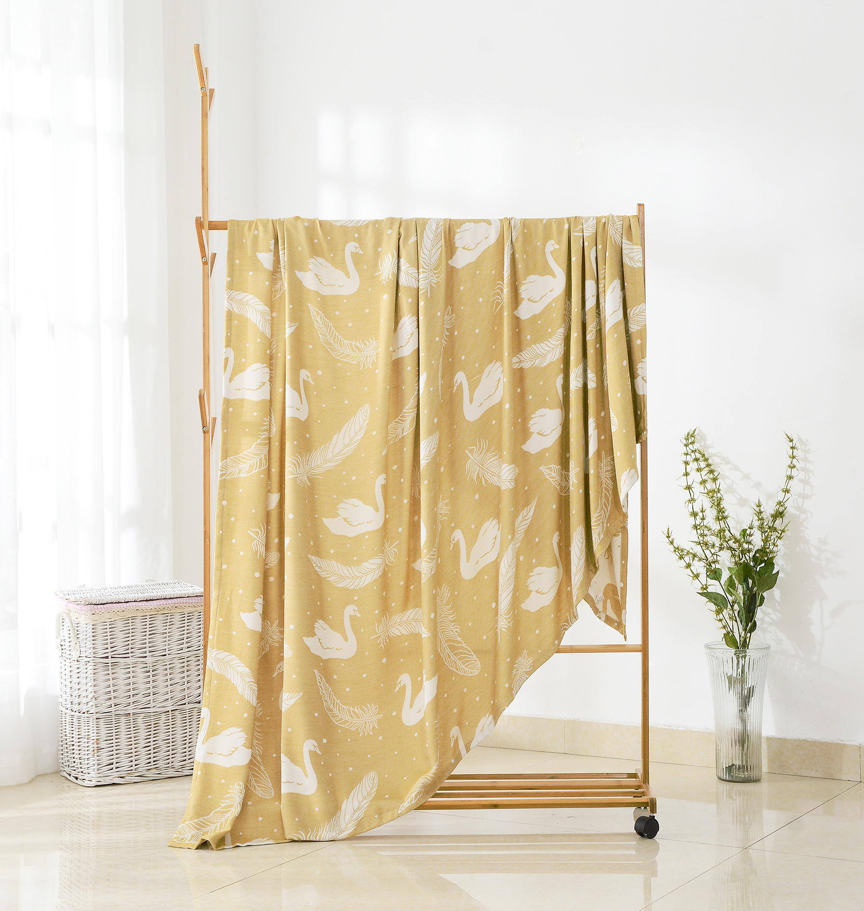 Bamboo Fiber Blanket Office Nap Sofa Blanket Air Conditioning Blanket Bamboo Fiber Blanket