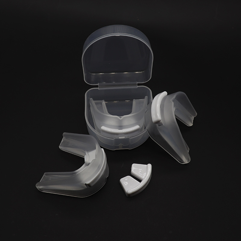Step into the hot-selling professional boxing Sanda double-layer braces gear rugby basketball sports shapeable braces