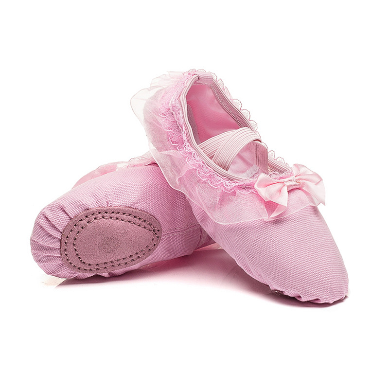 Factory wholesale lace-up-free lace bow children's dance shoes soft-soled ballet shoes for women