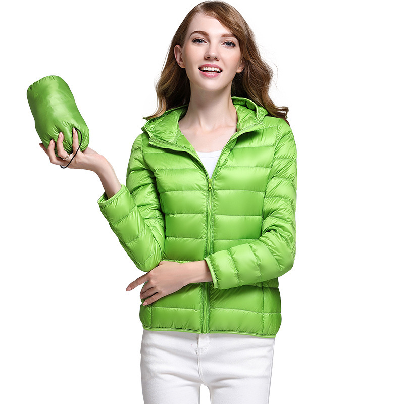 2023 autumn and winter new lightweight down jacket women's short hooded slim plus size coat Japanese jacket one-piece delivery