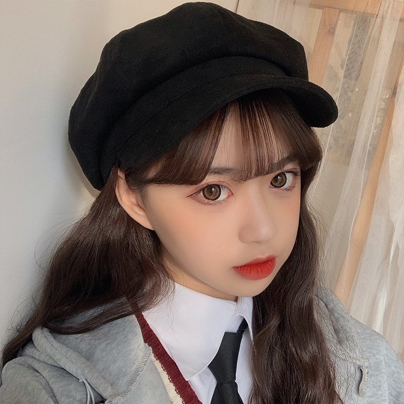 帽子の女性冬の韓国版はアヒルの舌の八角の帽子のベレー帽の女性の日系の復古の秋冬の保温の画家のネットの赤い帽子を合わせます。