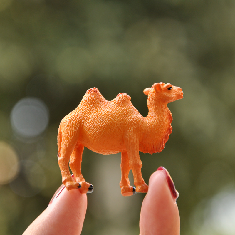 Camel doll decoration desert boat simulation animal model toy mini desktop cake micro landscape decoration