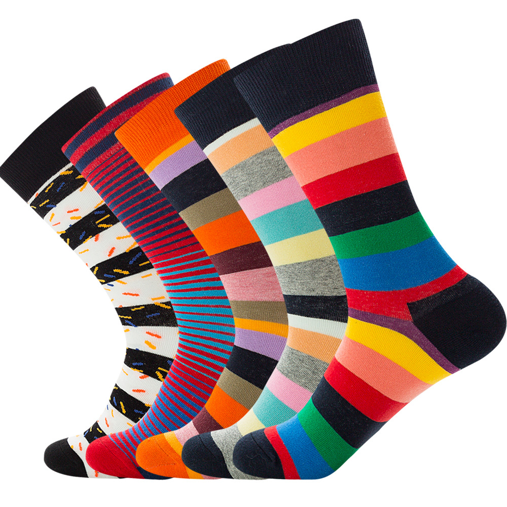Suministro transfronterizo de comercio electrónico Amazon rayas nuevos calcetines de hombre color calcetines de media pantorrilla calcetines de hip hop personalidad calcetines de mujer gradiente