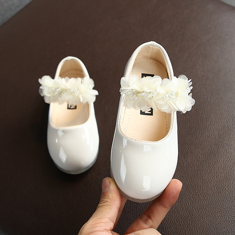 Children's crystal bottom small leather shoes girls lace rhinestone princess shoes Korean bright leather dance shoes wholesale