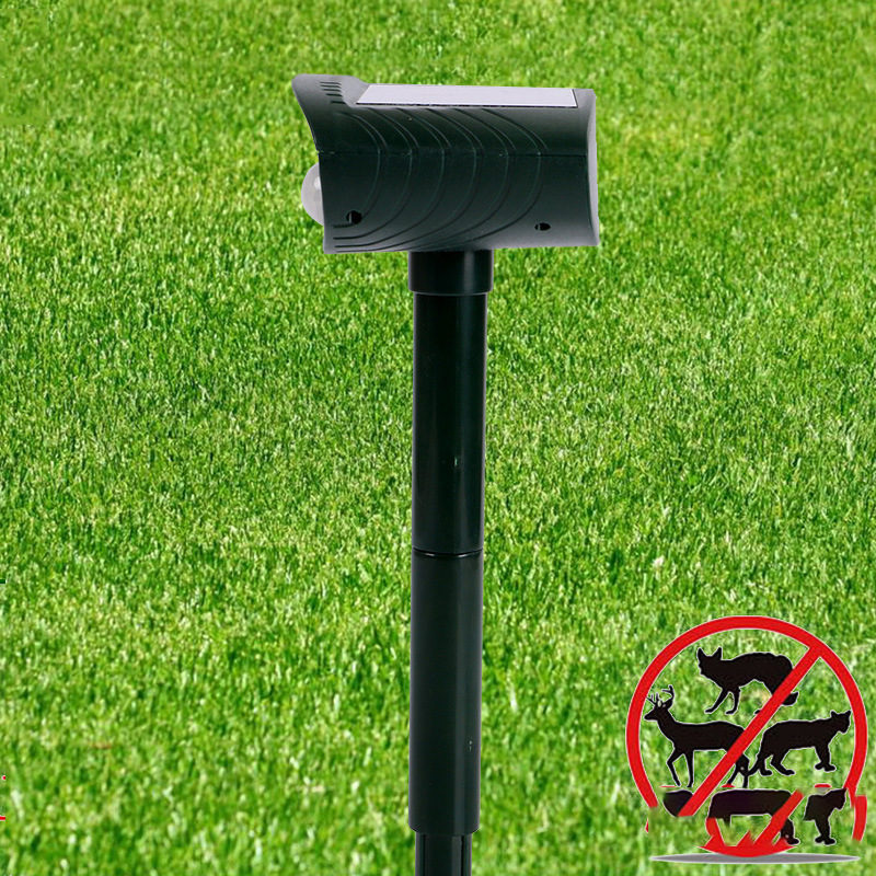 Outdoor solar animal drive, cat drive dog drive solar charging cat drive dog drive