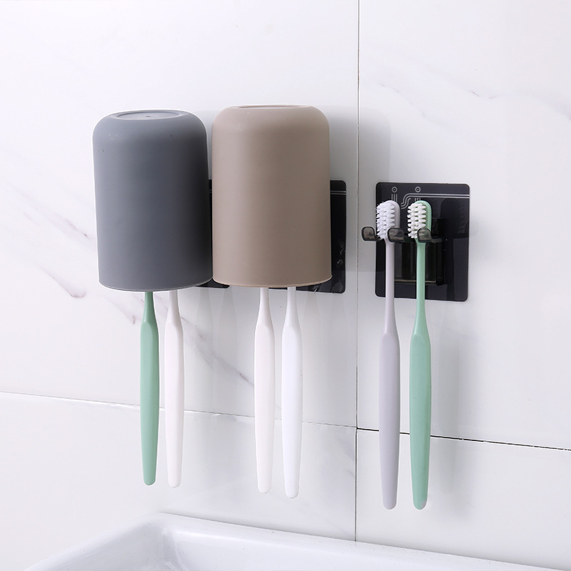Couple Creative Seamless Mouthwash Cup Toothbrush Holder Set Bathroom Toilet Wall Hanging Toothbrush Holder Plastic Water Cup