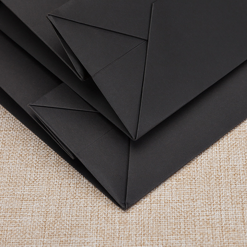 Spot black gift bag paper bag custom clothing handbag wholesale black cardboard bag LOGO factory direct sales