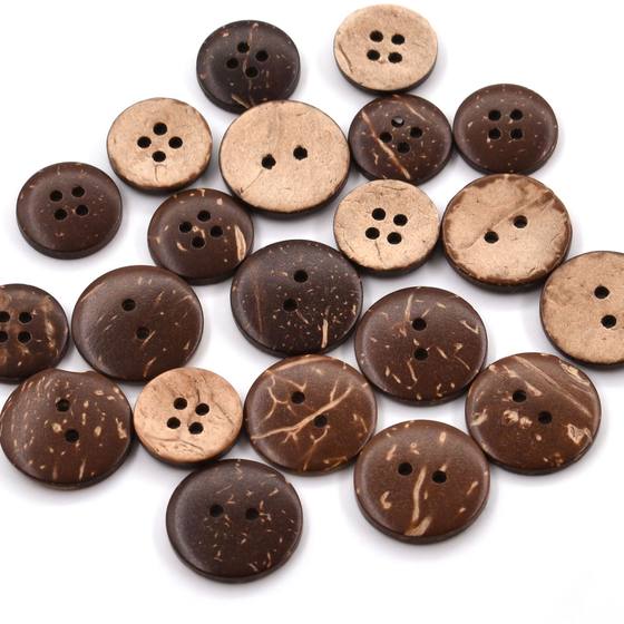 In stock supply coconut button two-eye four-eye shirt children's button coconut jewelry button coconut shell wooden buckle wholesale