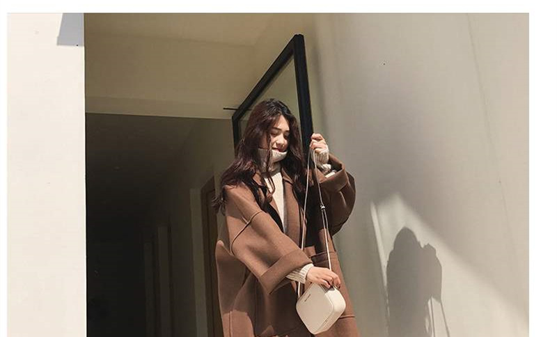 2021 Neue Herbst- und Winterjacke für Damen aus Wollstoff, Studentin im koreanischen Stil, mittellang, große Größe, lockerer Umhang, Hepburn-Mode_voghion.com
