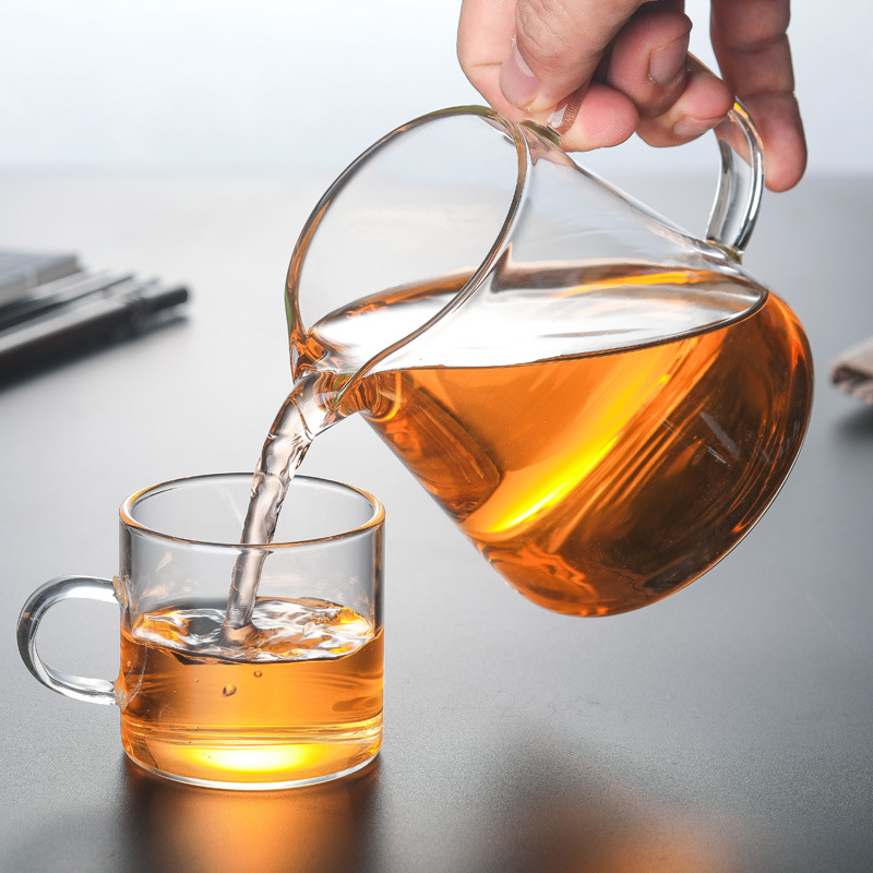 Factory wholesale glass fair cup tea strainer suit thick heat-resistant filter male cup tea dispenser kung fu tea set accessories