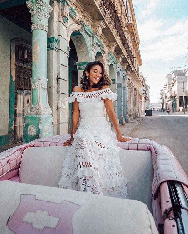 2020 Summer new European and American Foreign Trade women's clothing wish off-shoulder ruffled hollow large swing lace dress New