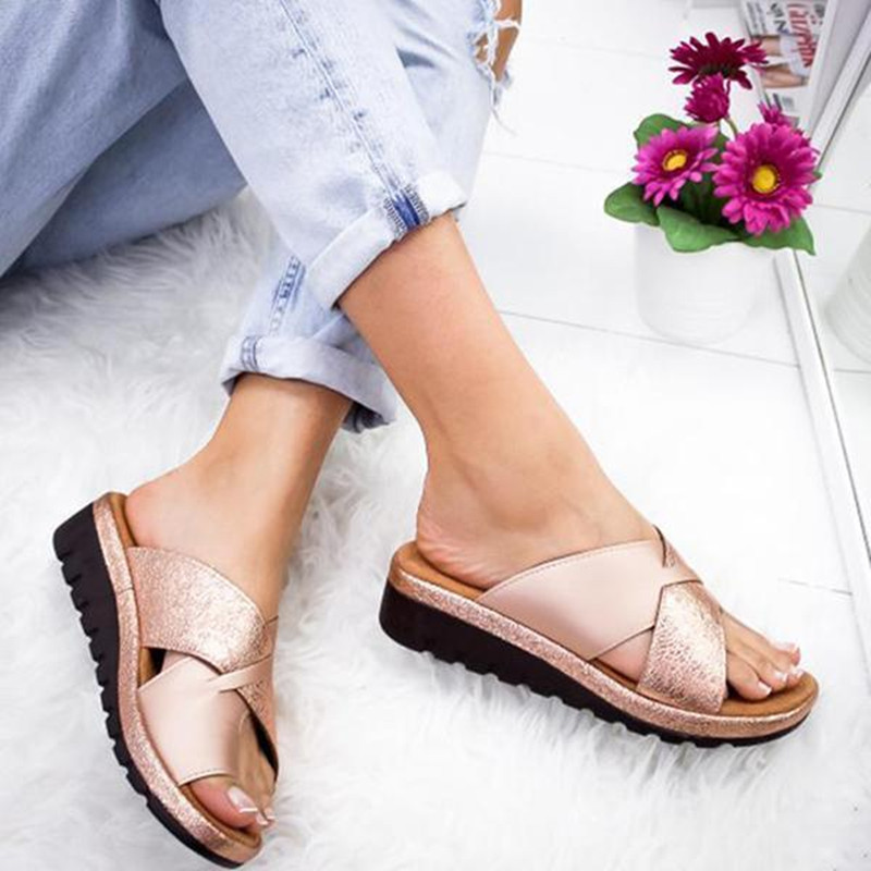 Wholesale 43 yards wish Amazon independent station eaby foreign trade large size light bottom sandals women