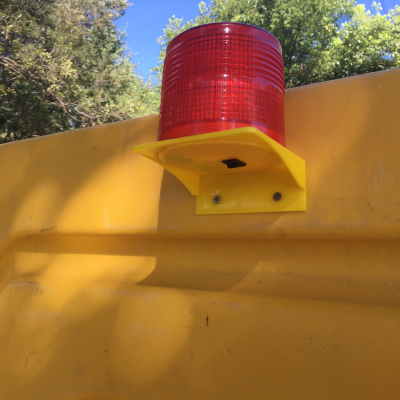 Tower crane traffic road cone barricade solar flash light solar warning light led strobe light factory wholesale