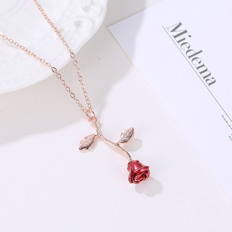 Fashion drop oil rose Joker clavicle chain temperament necklace necklace Valentine's Day ladies small gifts wholesale