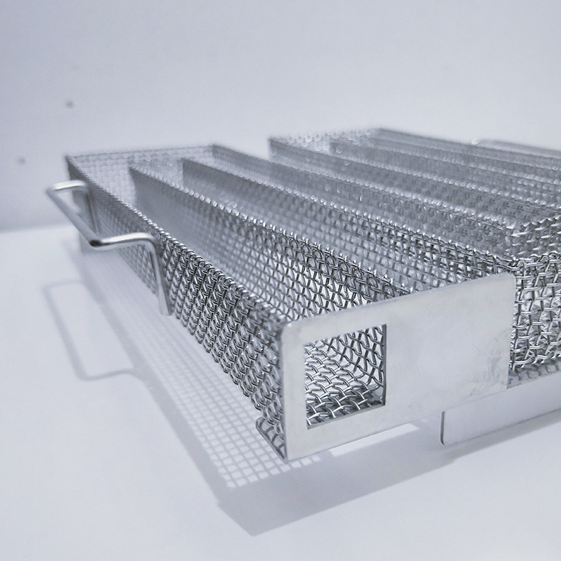 Factory spot 304 stainless steel smoked mesh basket mesh tray sawdust BBQ smoked barbecue net Amazon hot sale