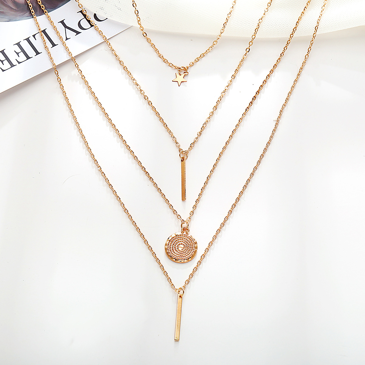 Hot-selling Necklace Creative Retro Simple Star Round Vertical Strip Pendant Multi-layer Stacked Collarbone Chain_voghion.com