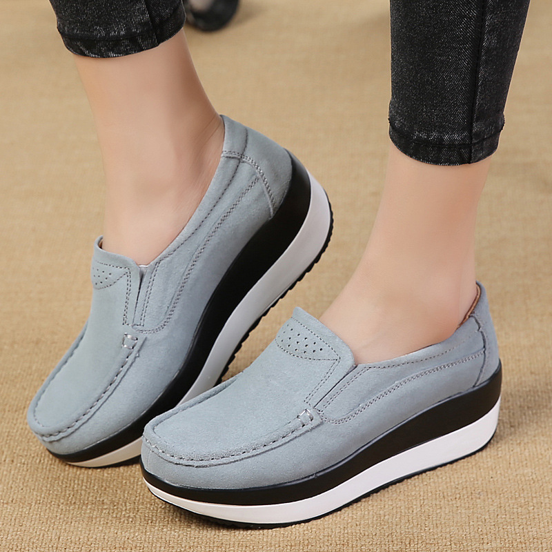 Cross-border 2023 New Sneakers Korean-style Rocking Shoes Genuine Leather Loaf Casual Shoes Lace-up Large Size Thick-soled Mother Shoes