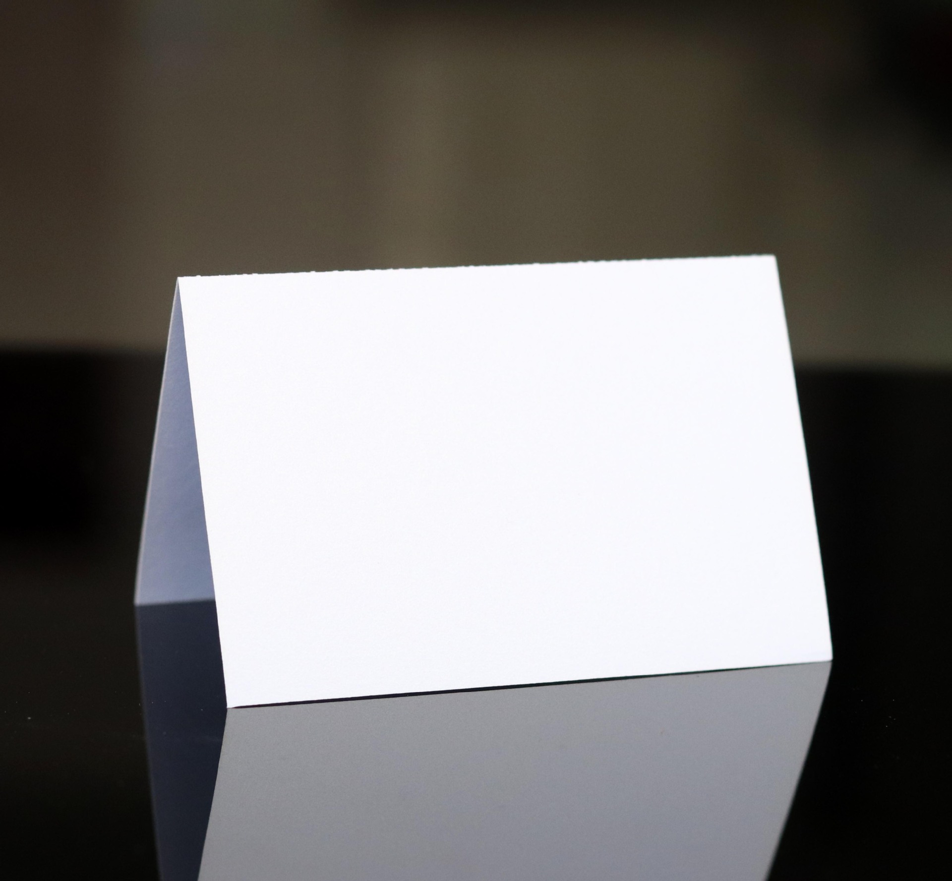 Pearlescent paper Kraft paper blank white seat card stereo paper table card name seat Card Factory in stock wholesale