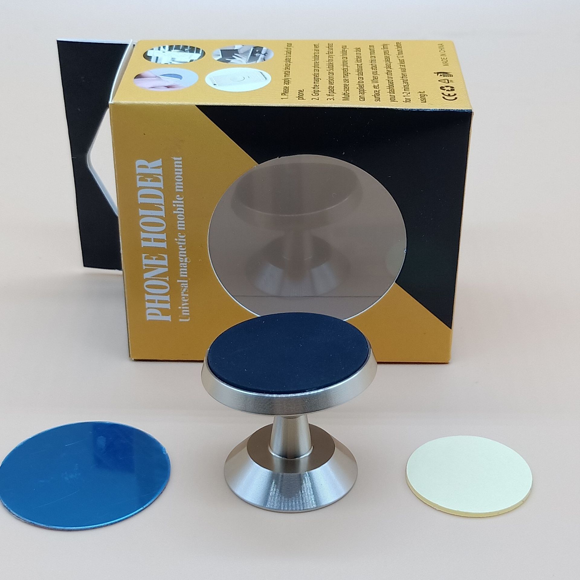 Car magnetic mobile phone holder is suitable for car navigation 360 degree full metal suction cup paste magnet holder
