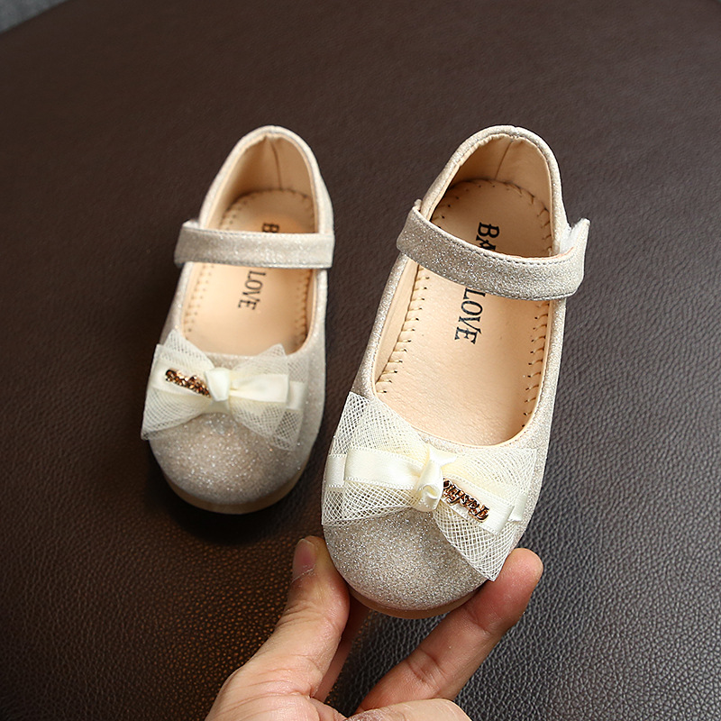 Spring and autumn new small shoes Children's lace bow princess shoes girls shiny small leather shoes a generation of hair