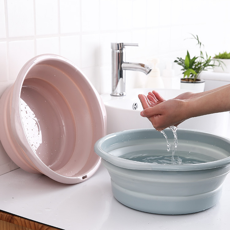 Creative mini foldable plastic portable compression travel pet mini folding food bowl source factory direct sales