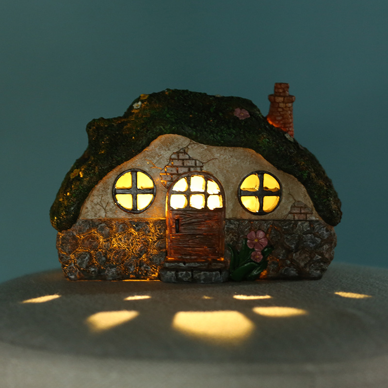 Amazon Cross-border Explosions LED Solar Energy Creative House Lights Garden Courtyard Sculpture Ornaments Holiday Decorative Lights