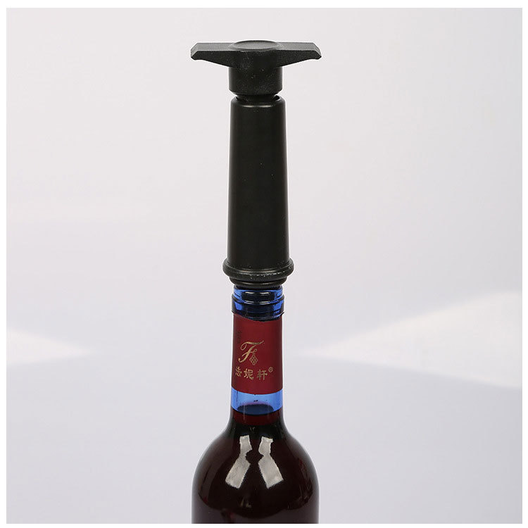 Factory Direct Supply red wine vacuum plug stainless steel air pump one pump two plug vacuum wine stopper gift wine set hot sale