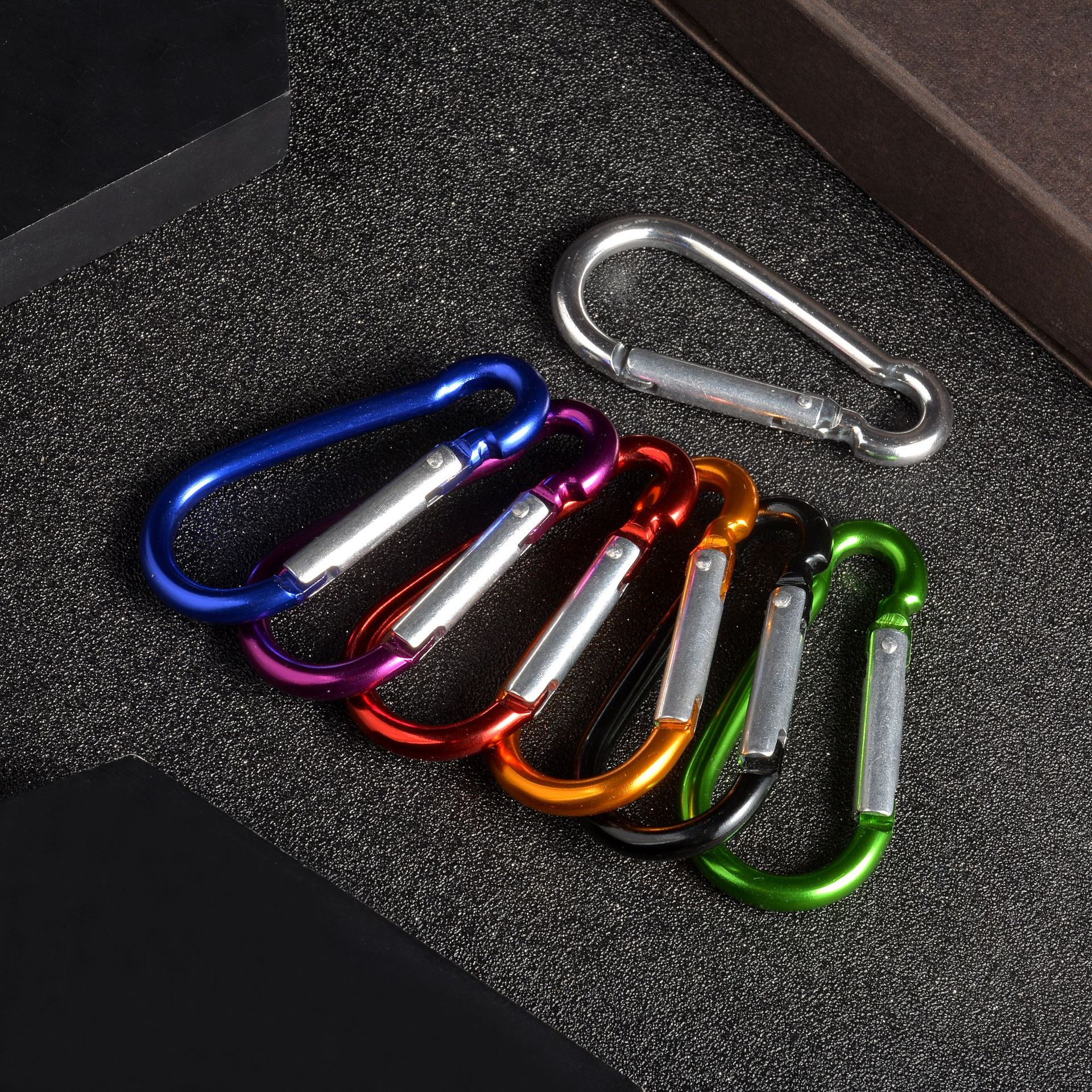 Outdoor aluminum alloy carabiner gourd-type belt buckle climbing buckle kettle buckle No. 5 Bold