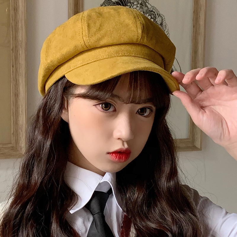 帽子の女性冬の韓国版はアヒルの舌の八角の帽子のベレー帽の女性の日系の復古の秋冬の保温の画家のネットの赤い帽子を合わせます。