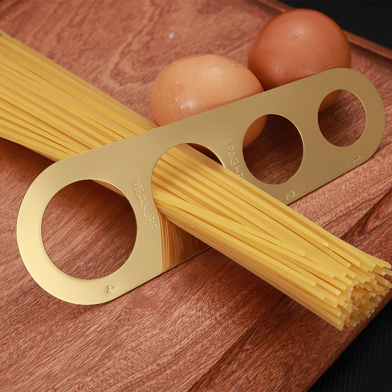 Manufacturer's titanium-plated Italian noodle measuring ruler, 4-hole 430 European standard stainless steel pasta ruler