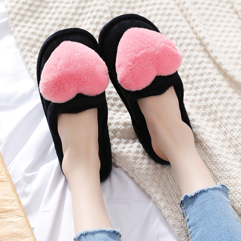 Wholesale autumn and winter new cotton slippers floor non-slip warm Korean Women's Big Love cartoon heart home slippers